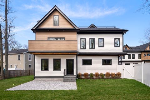 Photo of 224 Auburn St #A, Newton, MA 02466 (MLS # 73454301)