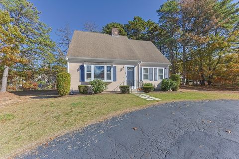 Photo of 29 Lumberjack Tr, Yarmouth, MA 02673 (MLS # 73446742)