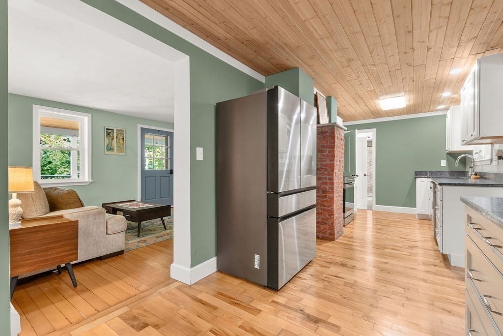 287 Taunton St, Wrentham, MA, 287 Taunton St, Wrentham, MA Photo #11