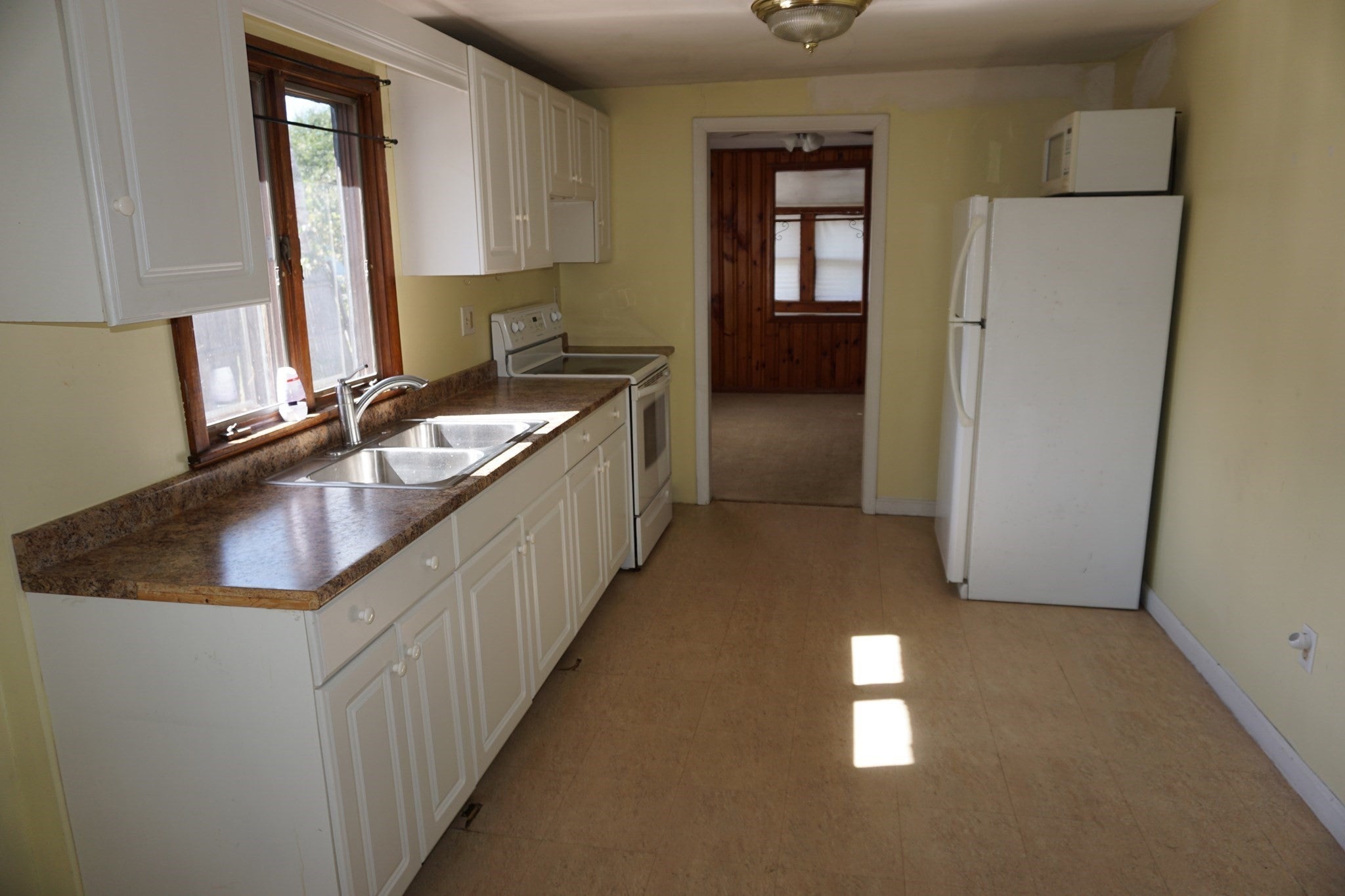 59 Lake View Ave, West Brookfield, MA, 59 Lake View Ave, West Brookfield, MA Photo #12