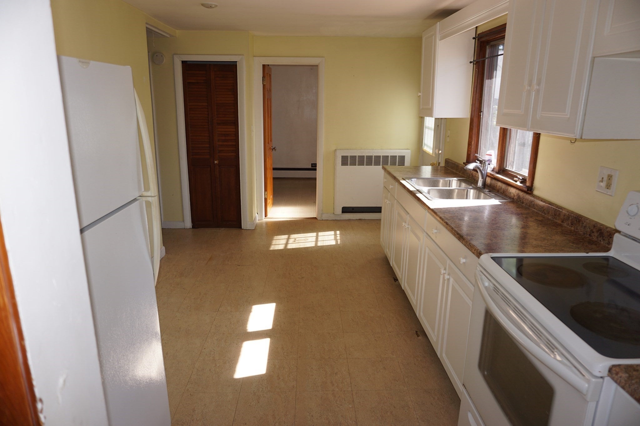 59 Lake View Ave, West Brookfield, MA, 59 Lake View Ave, West Brookfield, MA Photo #11