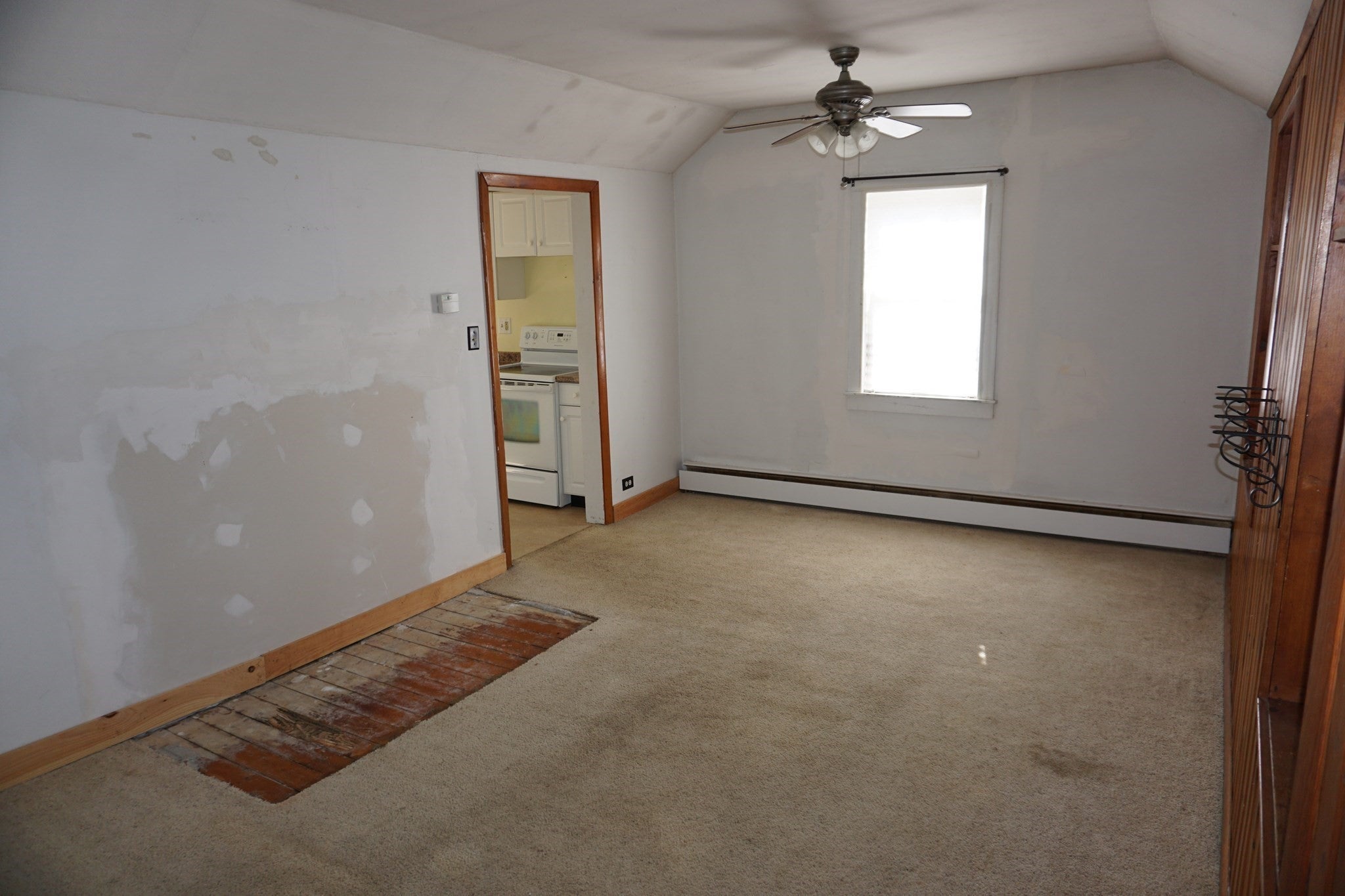 59 Lake View Ave, West Brookfield, MA, 59 Lake View Ave, West Brookfield, MA Photo #9