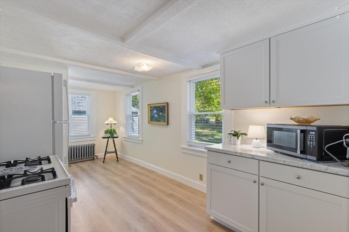 65 Oxford Ave, Haverhill, MA Photo #17