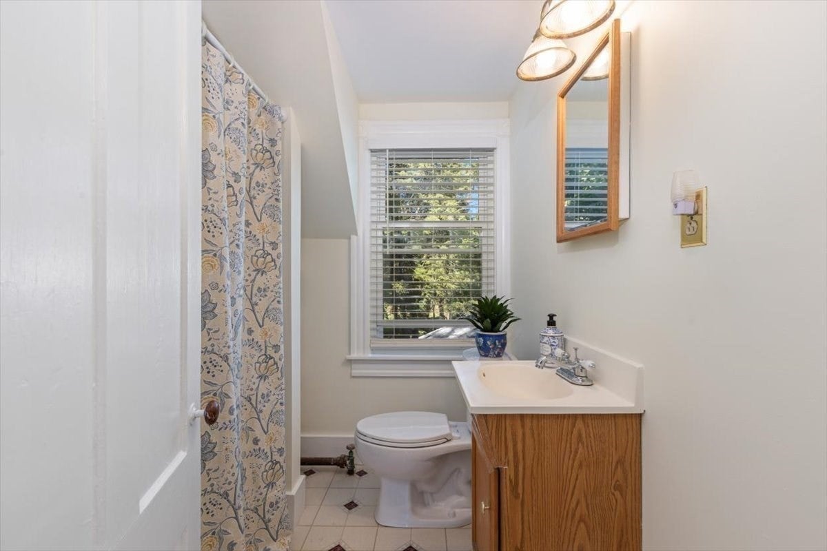 65 Oxford Ave, Haverhill, MA Photo #26