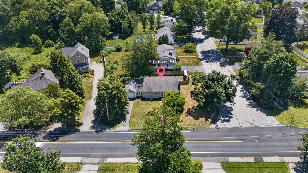 90 Lowell St