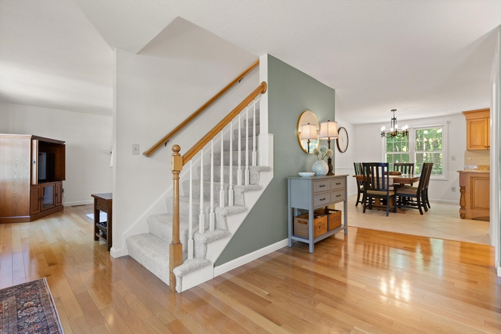2 Maura Cir