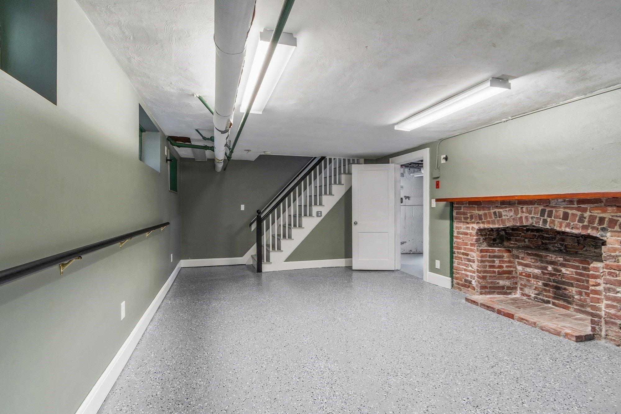 6 Prentiss Lane, Belmont, MA Photo #30