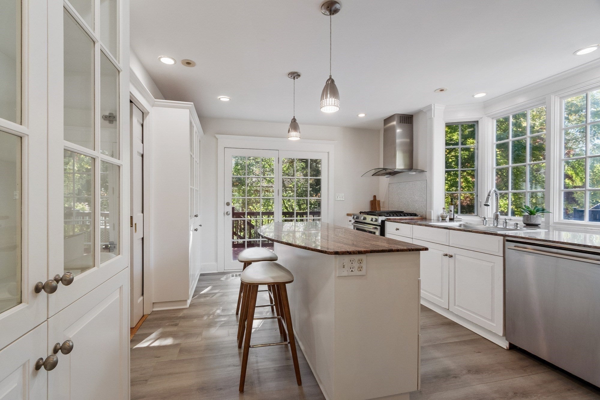6 Prentiss Lane, Belmont, MA Photo #14