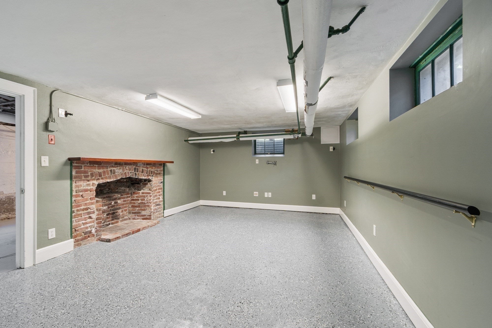 6 Prentiss Lane, Belmont, MA Photo #31