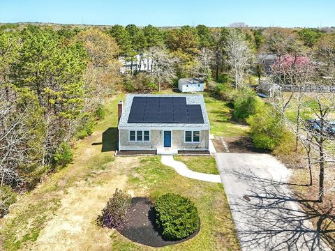31 Kensington Dr Sandwich MA 02563