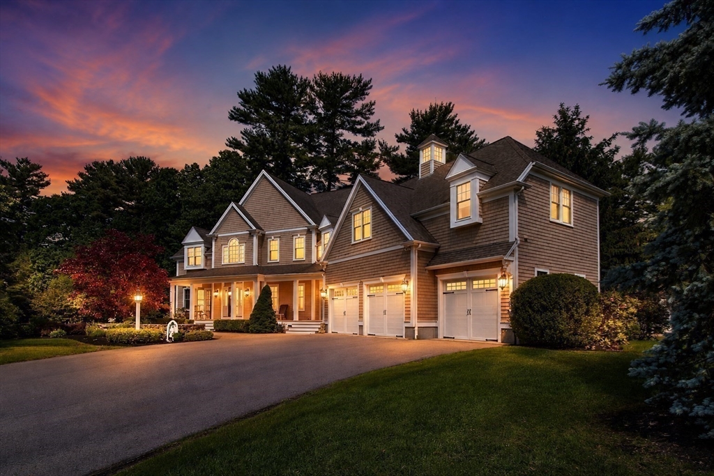 17 Saddle Ln