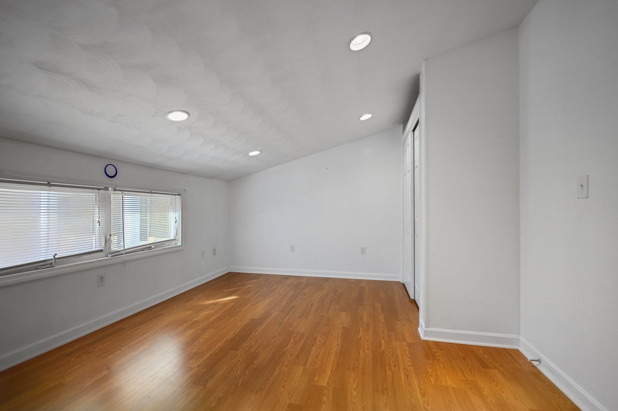 763 Wood St, Swansea, MA Photo #28