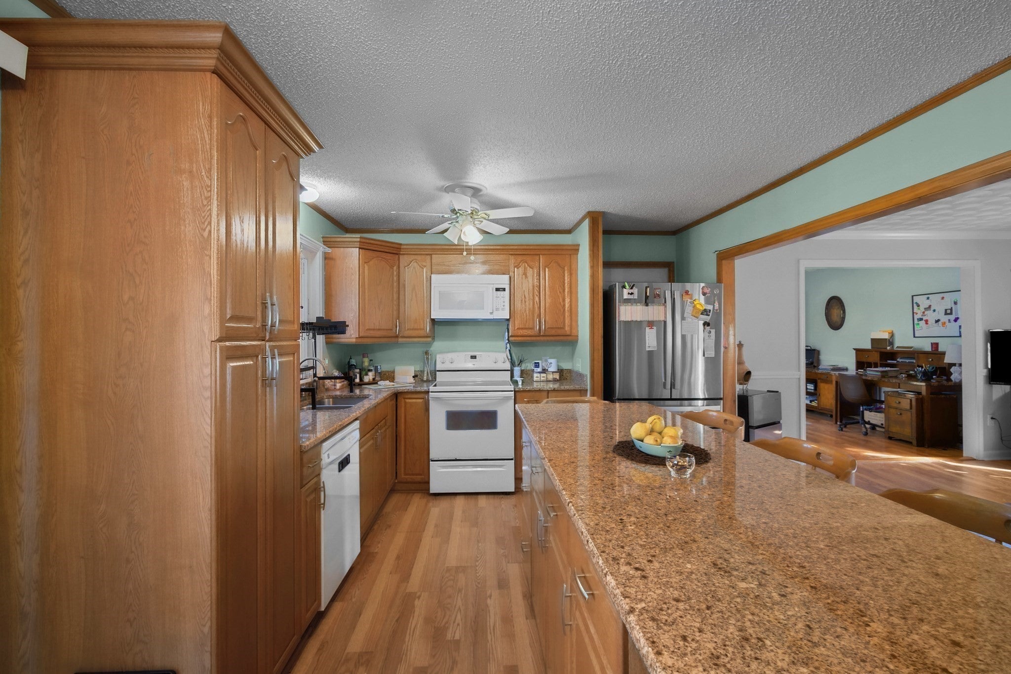 763 Wood St, Swansea, MA Photo #9
