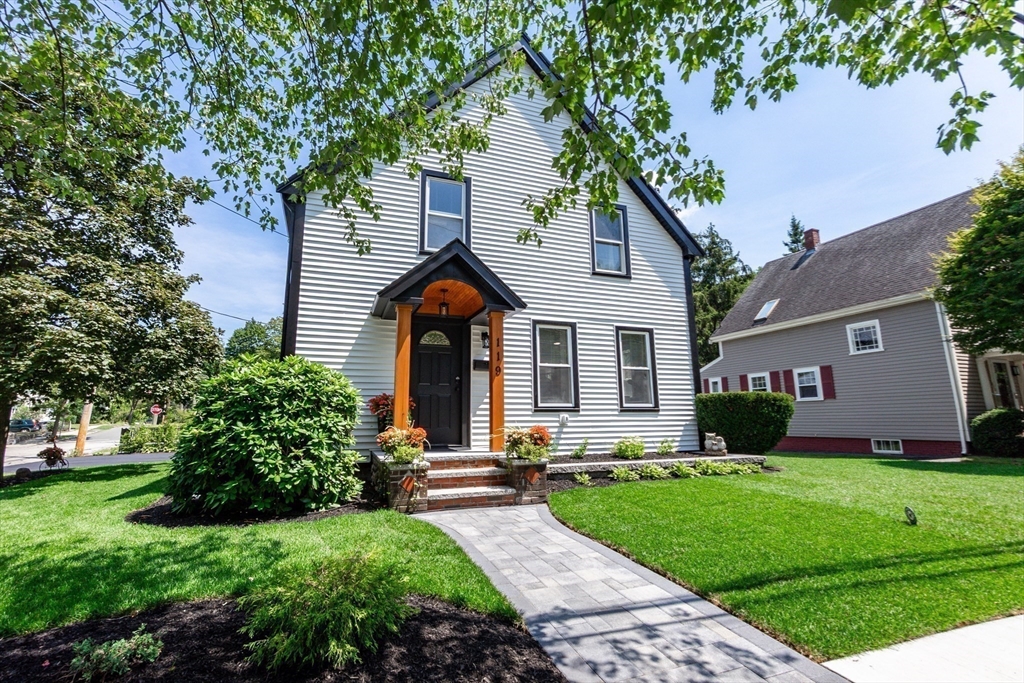 119 Bancroft Ave