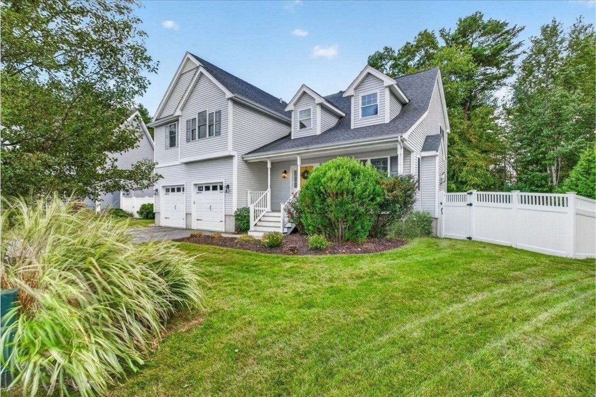 45 Saw Mill Ln, Rockland, MA, 45 Saw Mill Ln, Rockland, MA Photo #2