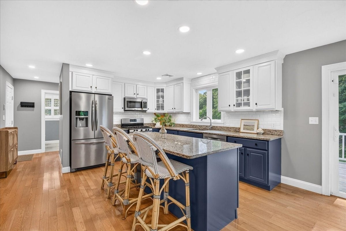 45 Saw Mill Ln, Rockland, MA, 45 Saw Mill Ln, Rockland, MA Photo #11