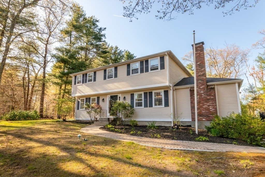 10 Longmeadow Rd