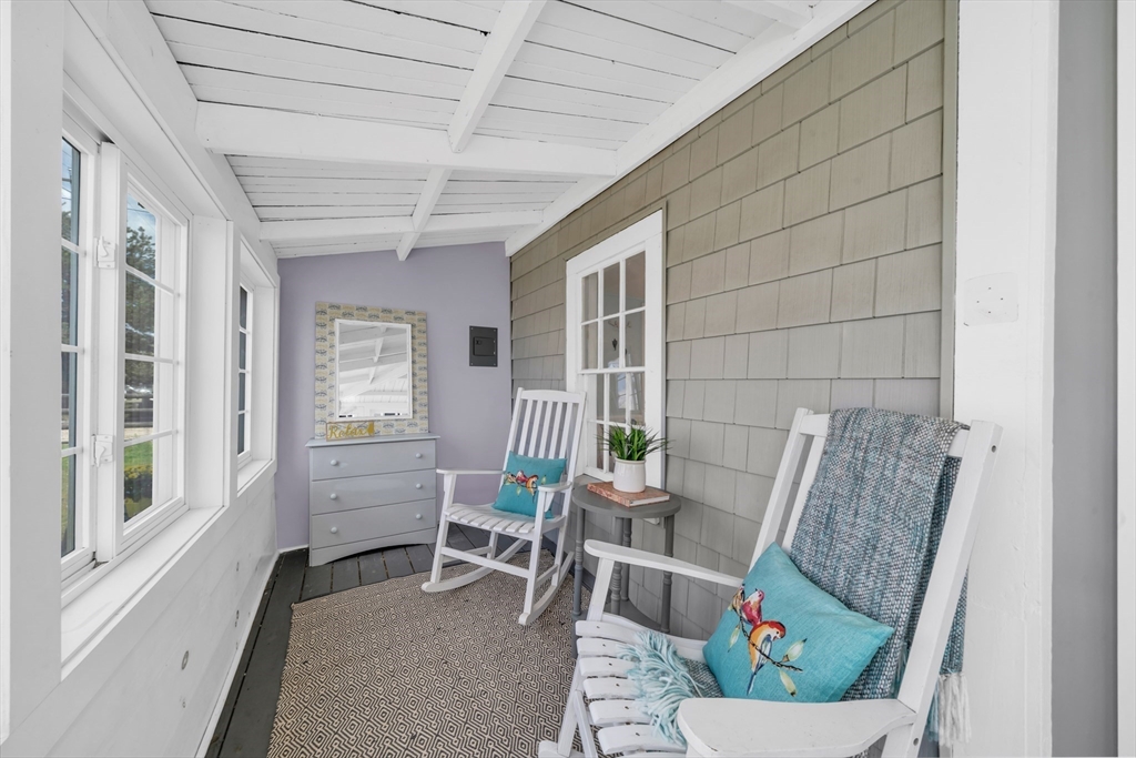 237 Northern Blvd, Newburyport, MA Photo #2