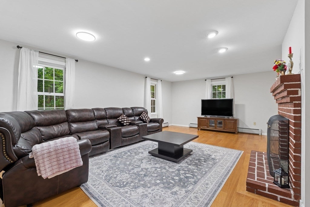 7 Providence Road, Westford, MA, 7 Providence Road, Westford, MA Photo #16