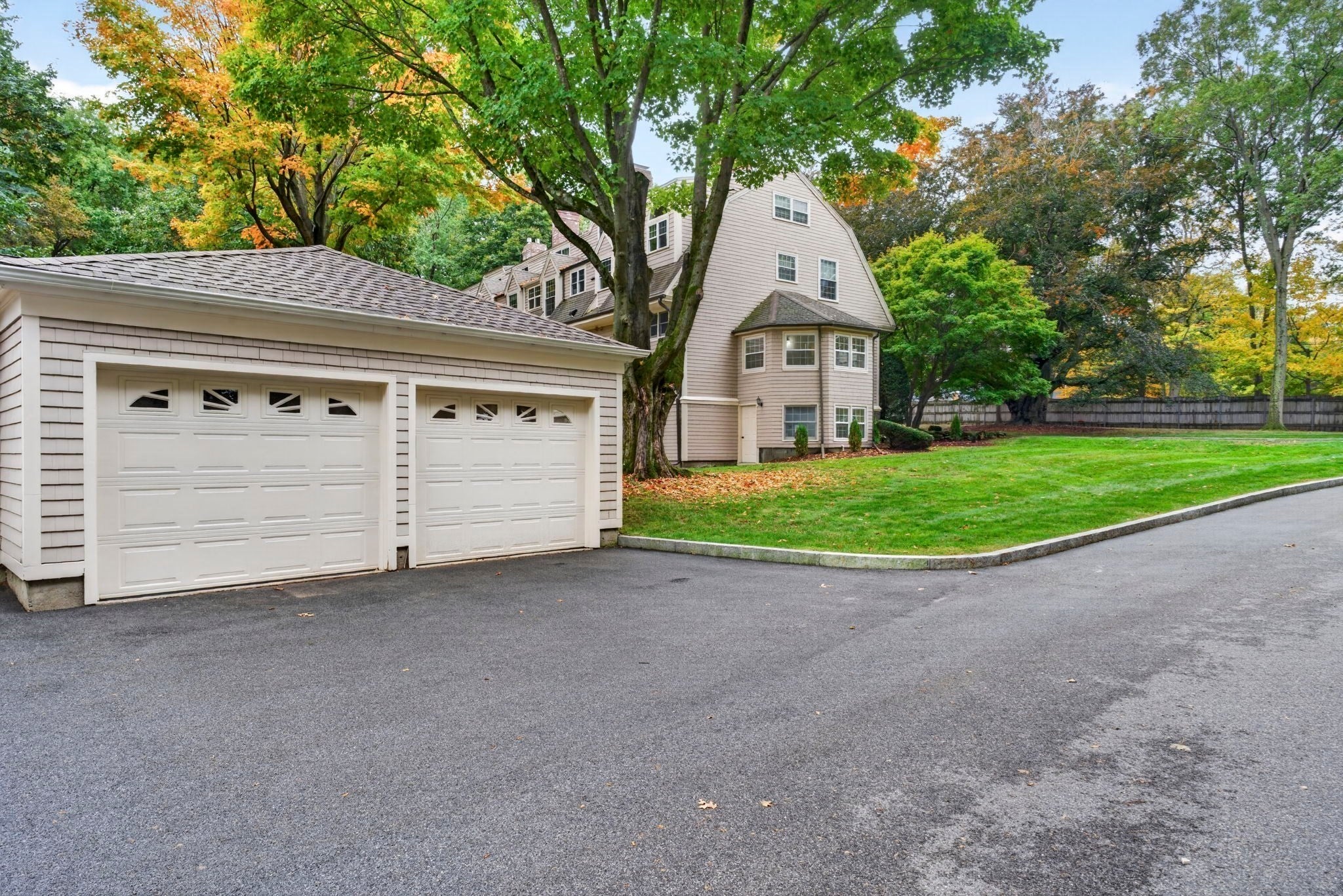 333 Brush Hill Rd #A2, Milton, MA, 333 Brush Hill Rd #A2, Milton, MA Photo #24