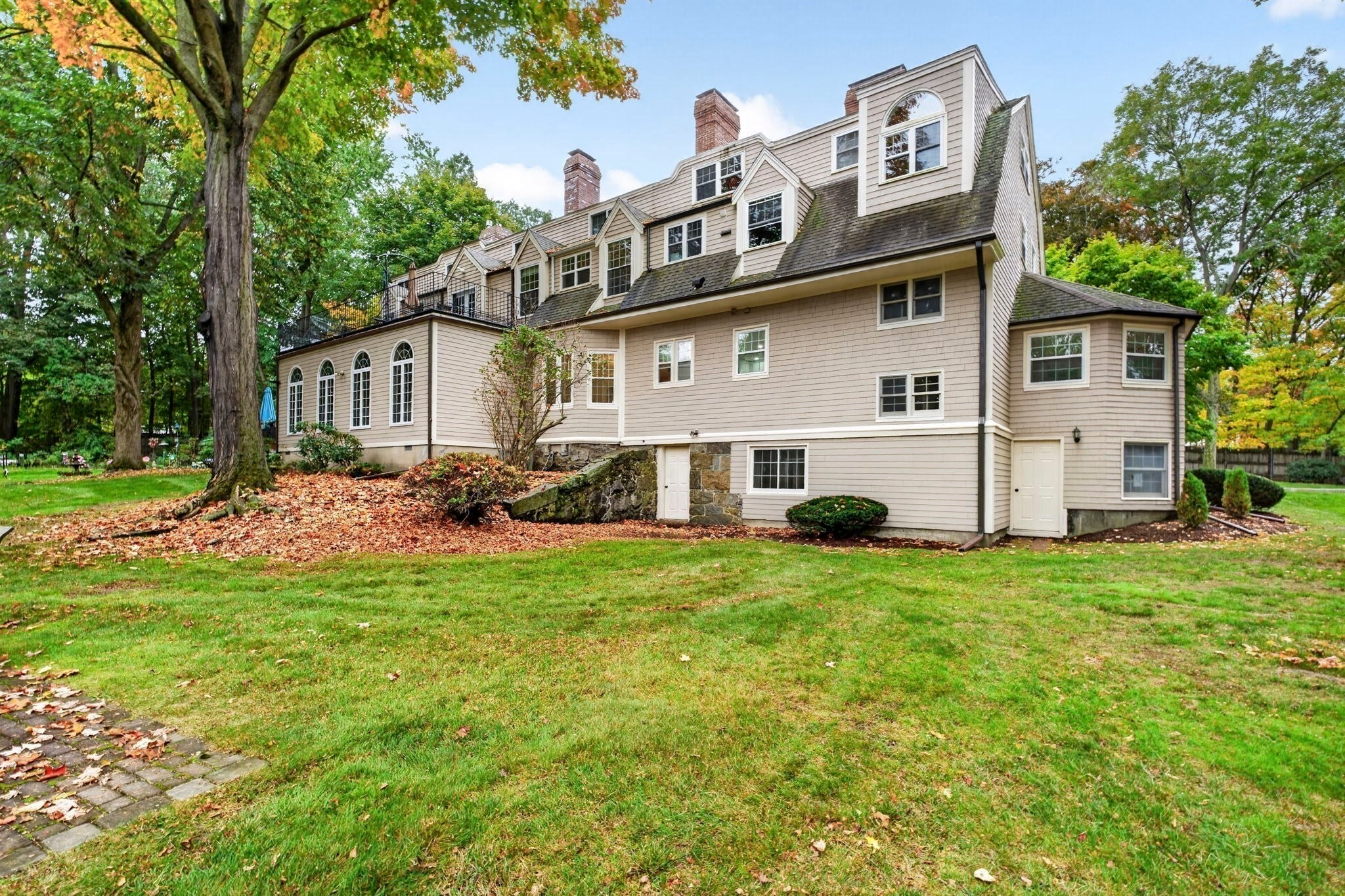 333 Brush Hill Rd #A2, Milton, MA, 333 Brush Hill Rd #A2, Milton, MA Photo #23