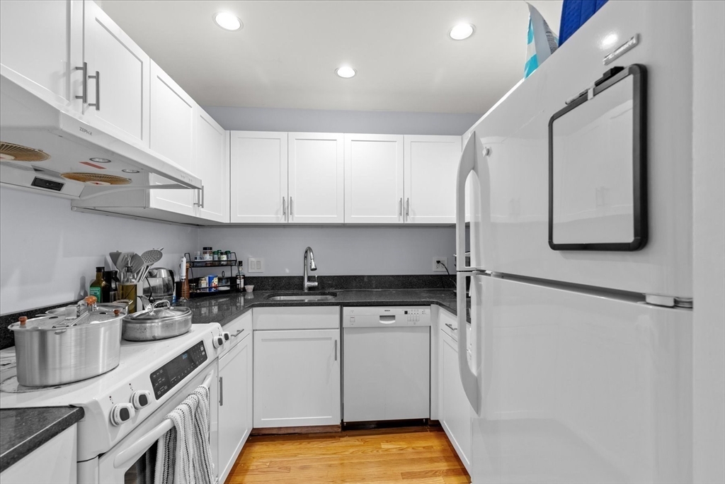 93 Pembroke St #2, Boston, MA, 93 Pembroke St #2, Boston, MA Photo #3