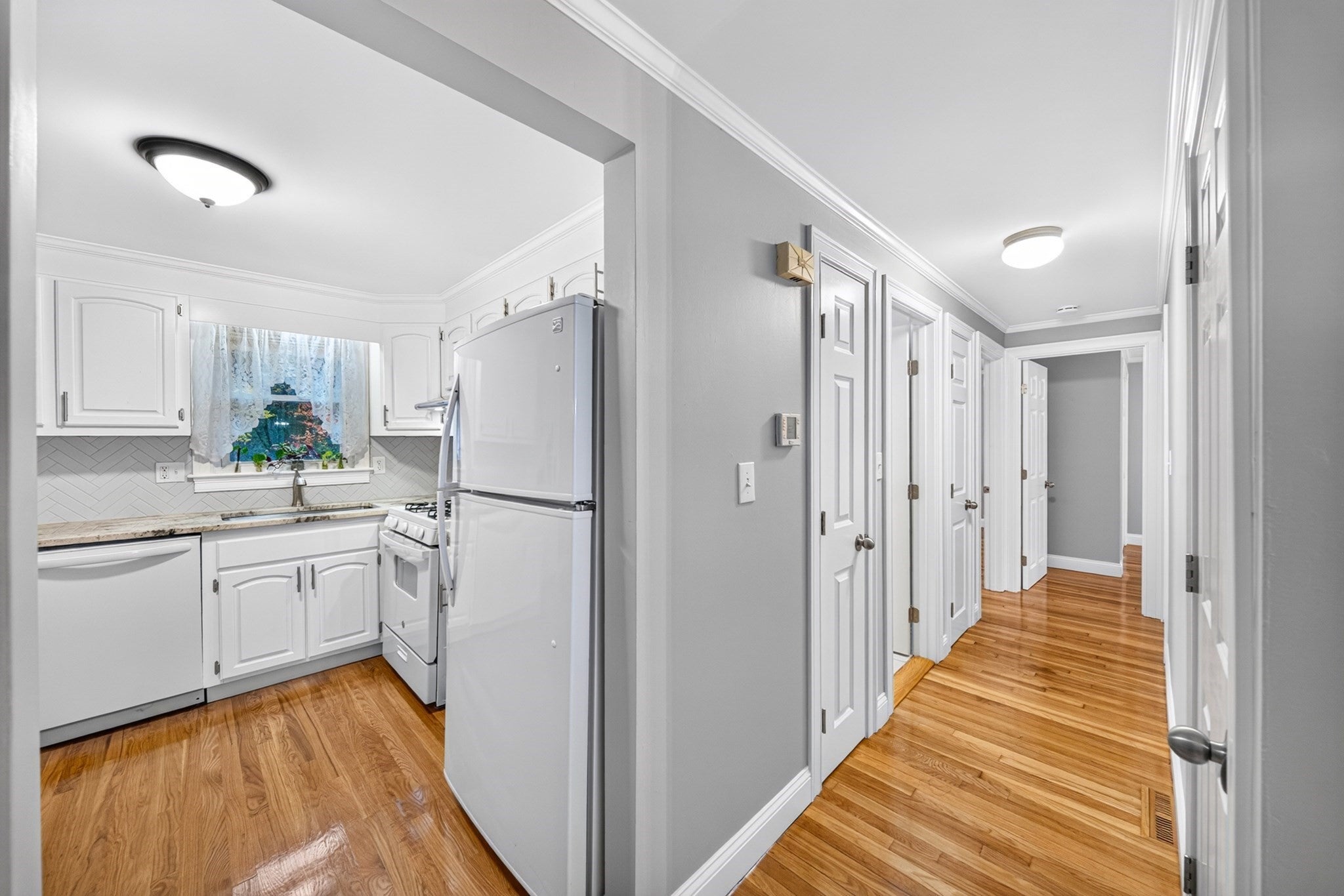 2 Allard Way, Billerica, MA Photo #16
