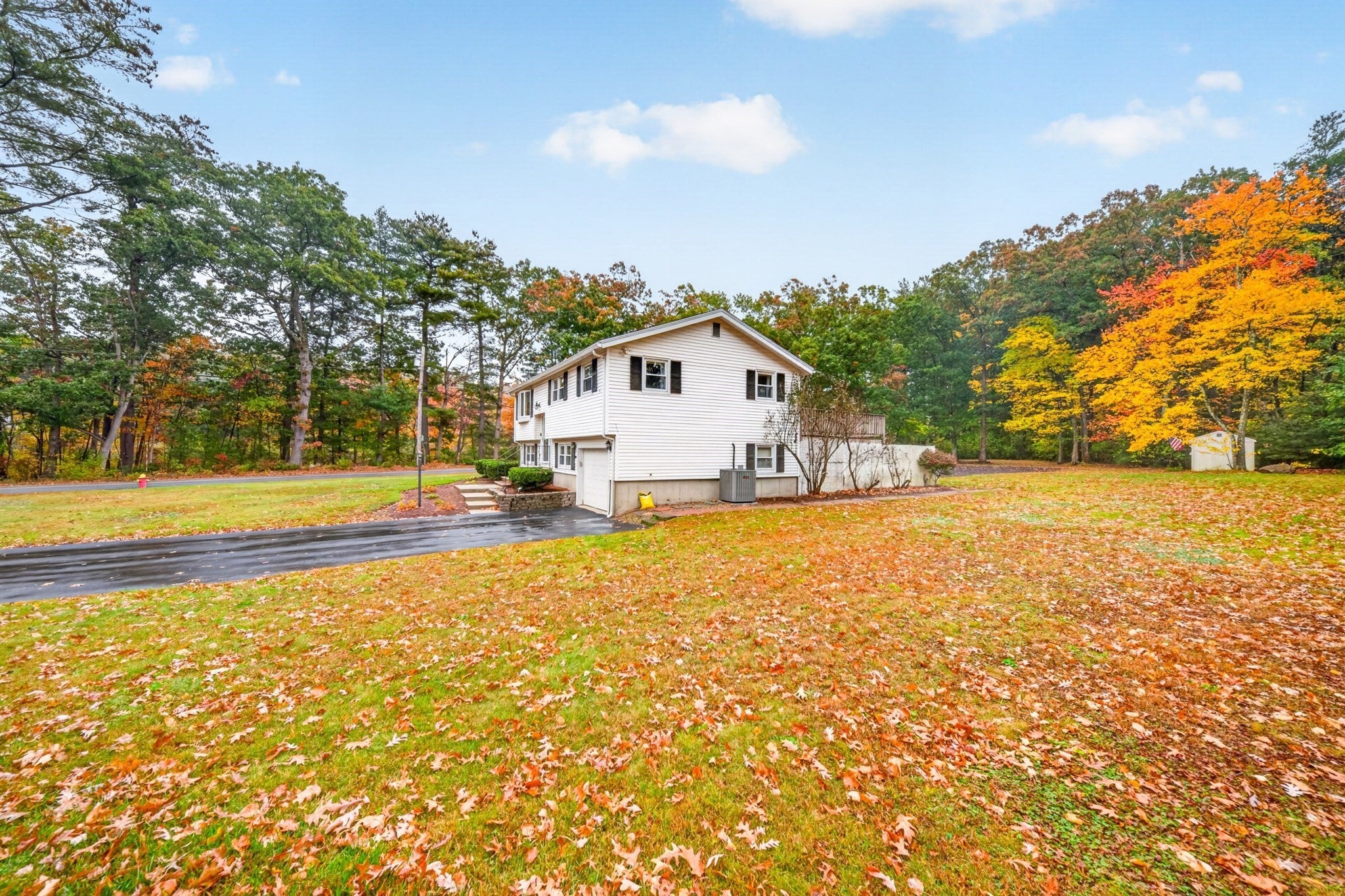 2 Allard Way, Billerica, MA Photo #35