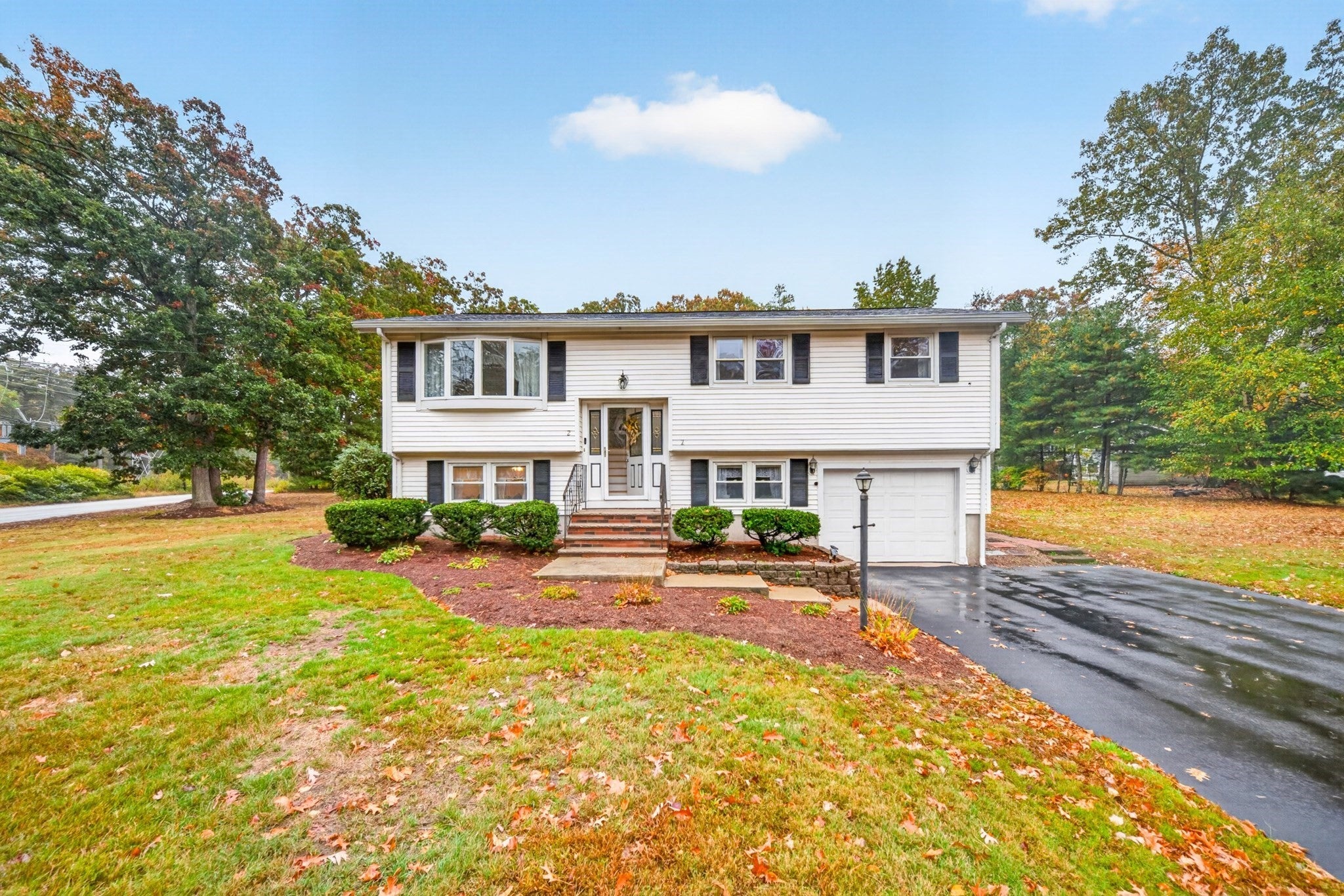 2 Allard Way, Billerica, MA Photo #1