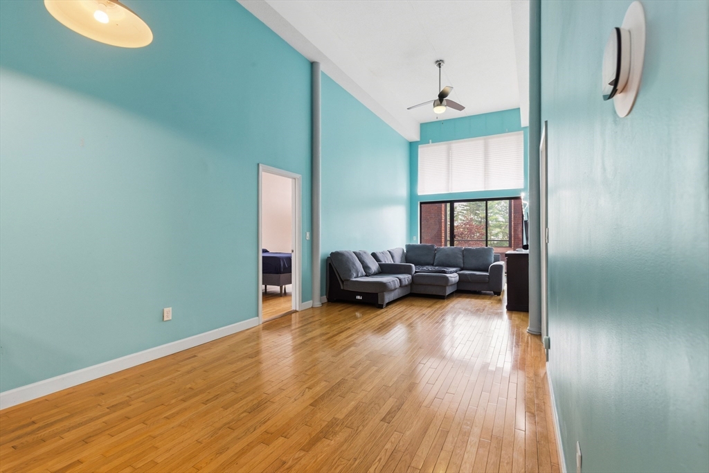 96 Old Colony Ave 234