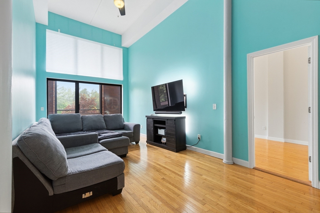 96 Old Colony Ave 234