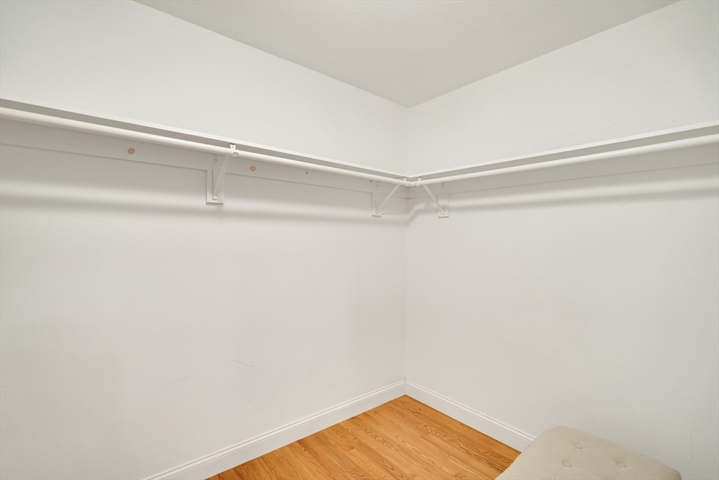 Millis, Massachusetts 02054, United States, 4 Bedrooms Bedrooms, ,4 BathroomsBathrooms,Residential,Active,83301