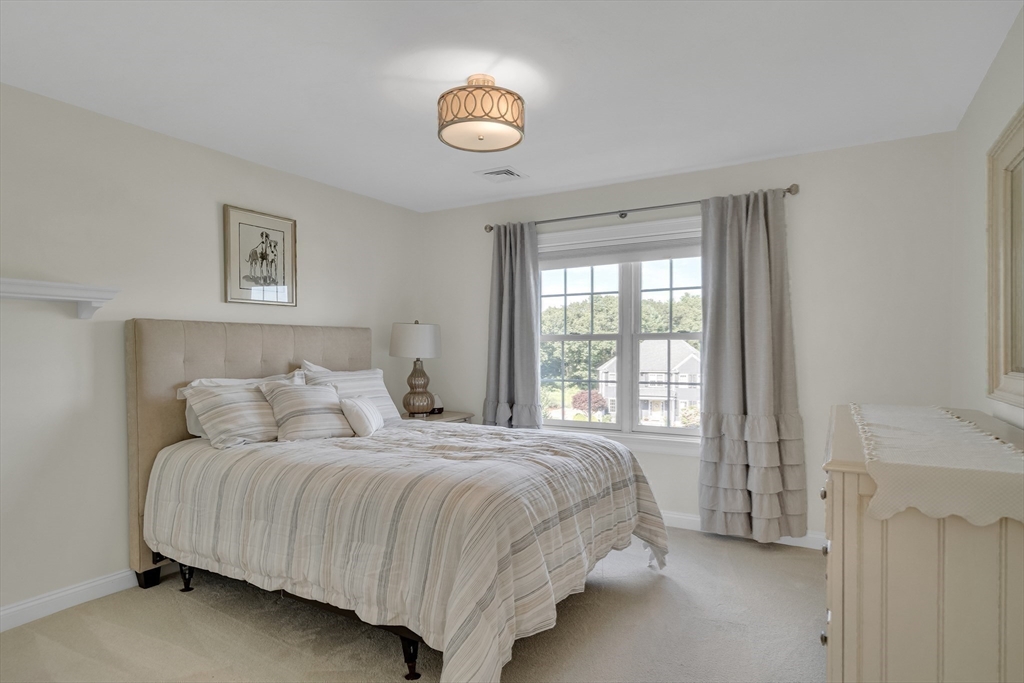 Millis, Massachusetts 02054, United States, 4 Bedrooms Bedrooms, ,4 BathroomsBathrooms,Residential,Active,83301