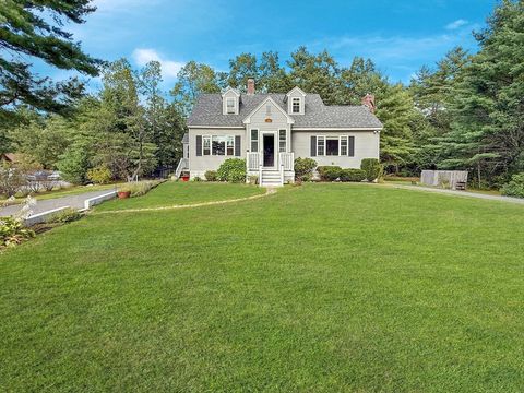 190 Hobbs Pelham NH 03076