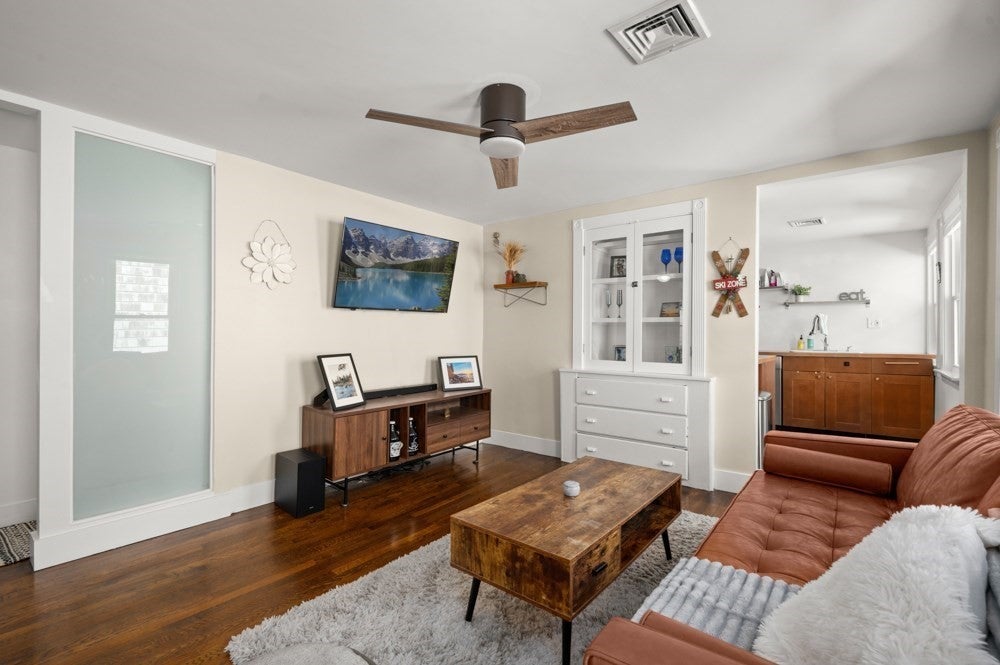 72 Lexington Ave #3, Somerville, MA Photo #5