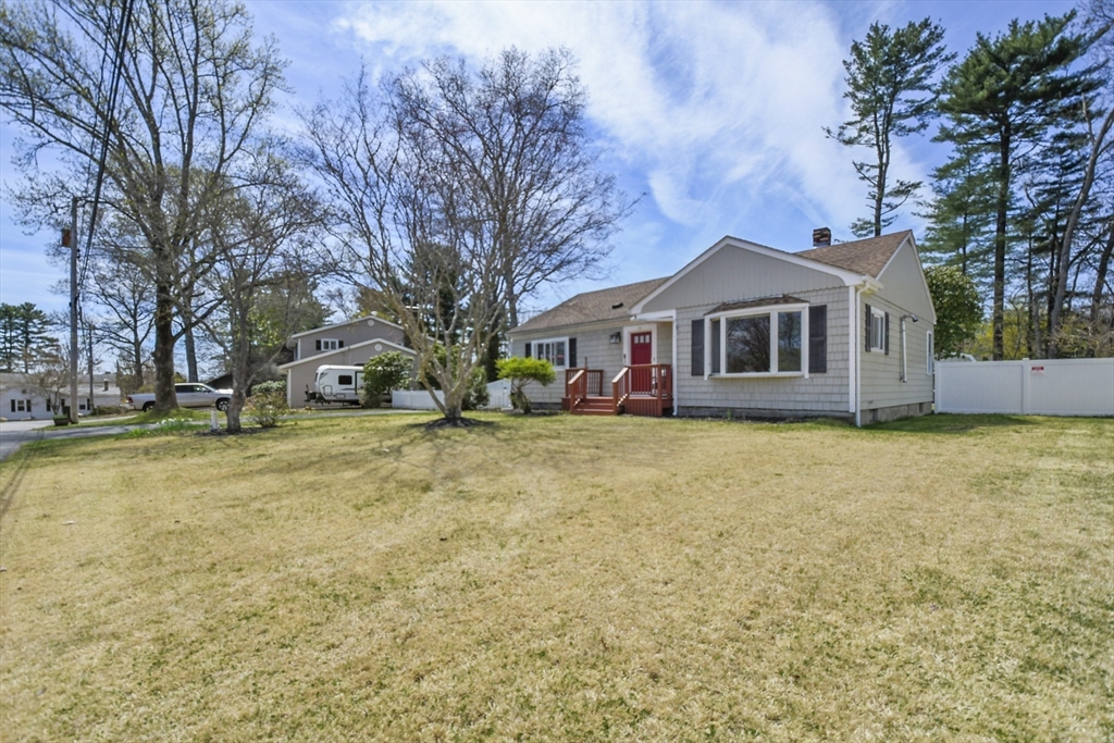 16 Paul Avenue