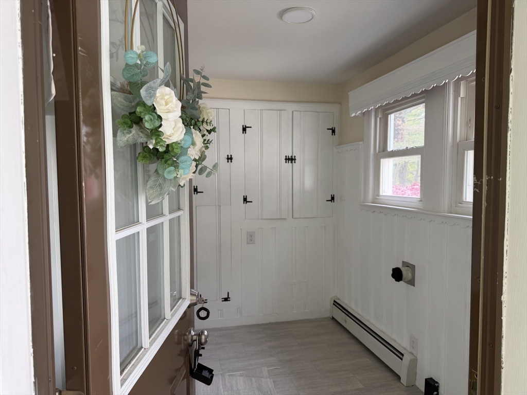 33 Highland St, Webster, MA, 33 Highland St, Webster, MA Photo #5