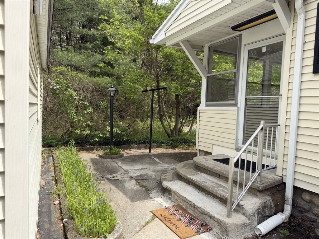 33 Highland St, Webster, MA, 33 Highland St, Webster, MA Photo #35