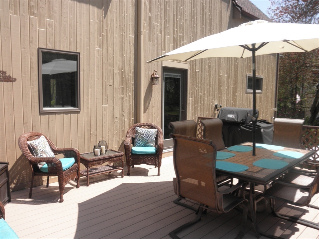 236 Cumberland Ave, North Attleboro, MA Photo #29