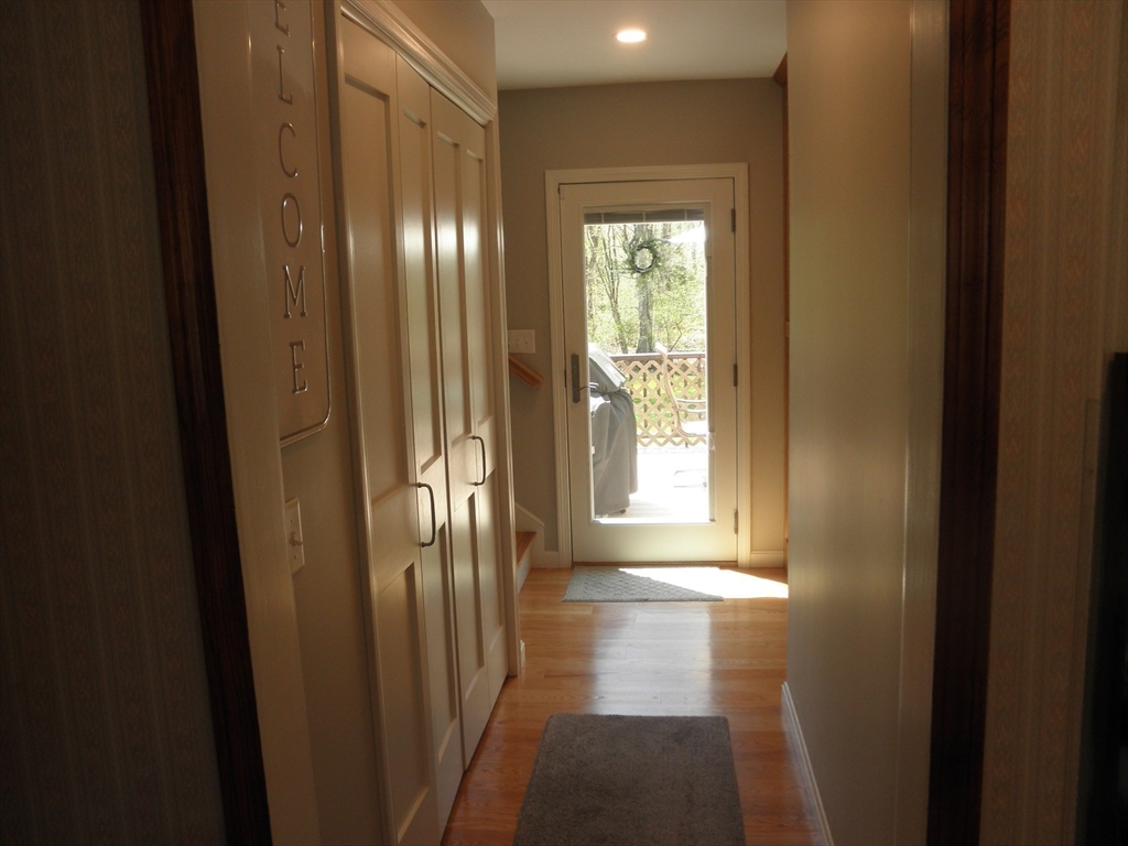 236 Cumberland Ave, North Attleboro, MA Photo #10