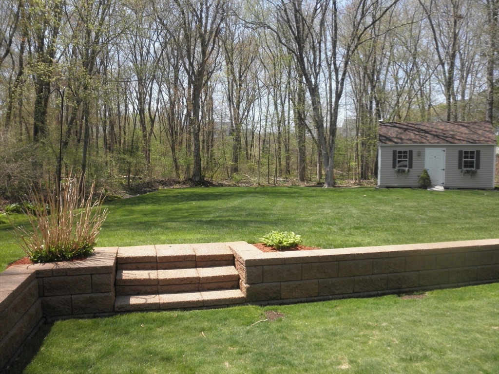 236 Cumberland Ave, North Attleboro, MA Photo #24