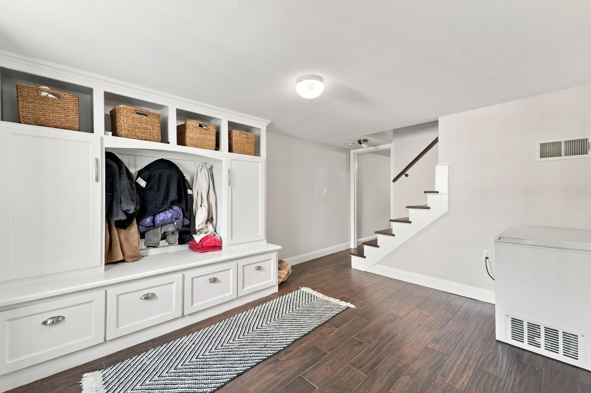 106 Virginia Ave, Lowell, MA, 106 Virginia Ave, Lowell, MA Photo #24