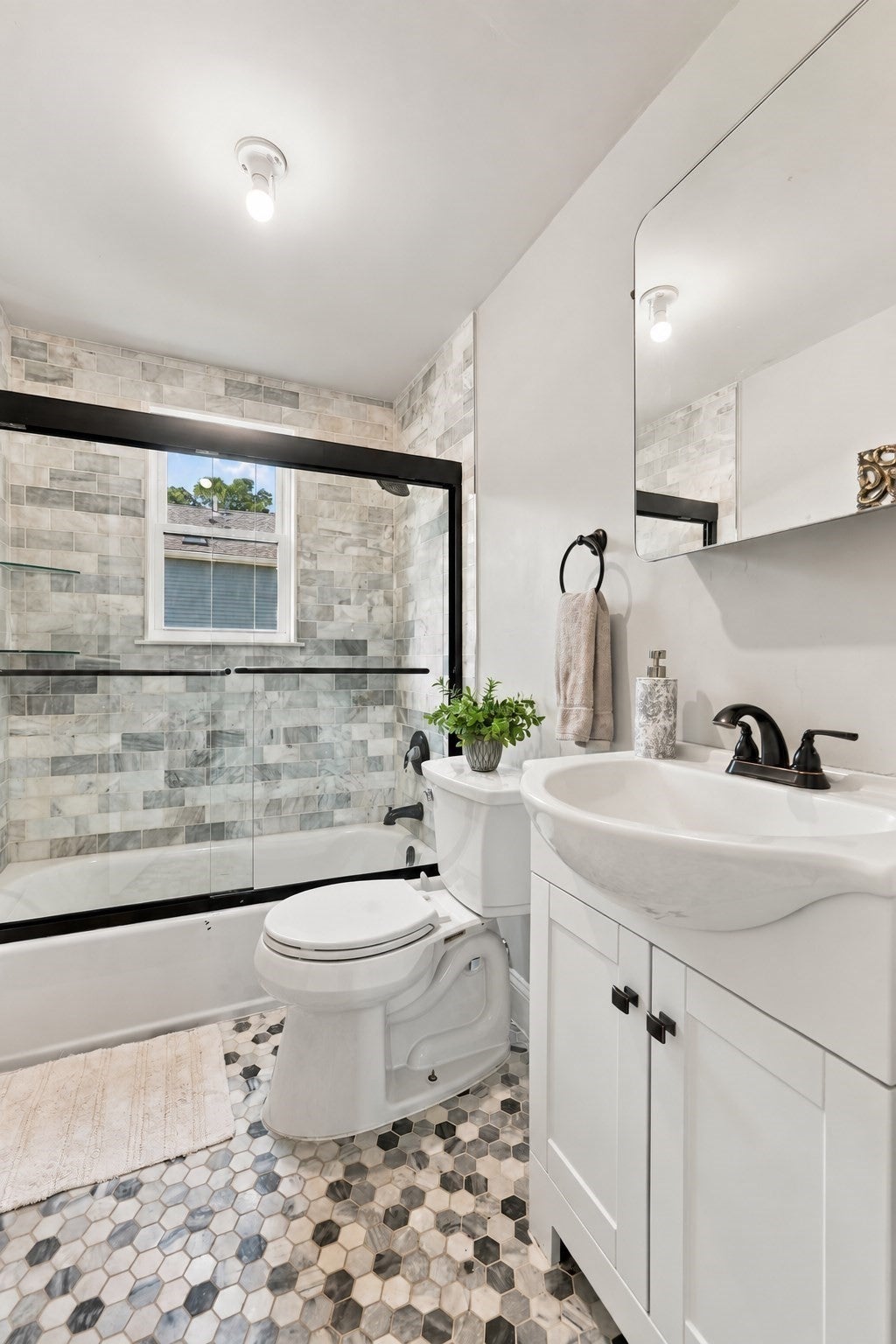 106 Virginia Ave, Lowell, MA, 106 Virginia Ave, Lowell, MA Photo #11