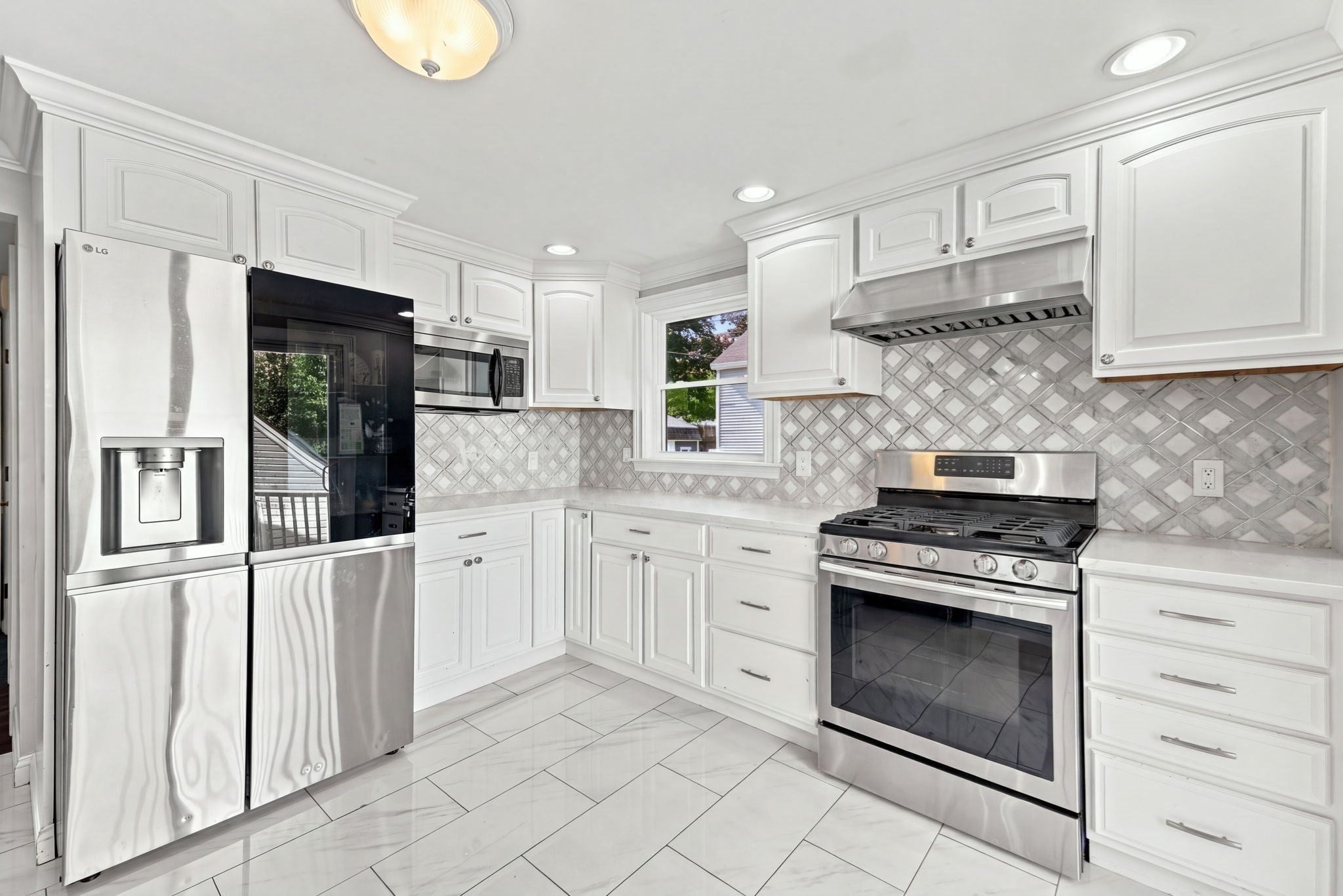 106 Virginia Ave, Lowell, MA, 106 Virginia Ave, Lowell, MA Photo #6
