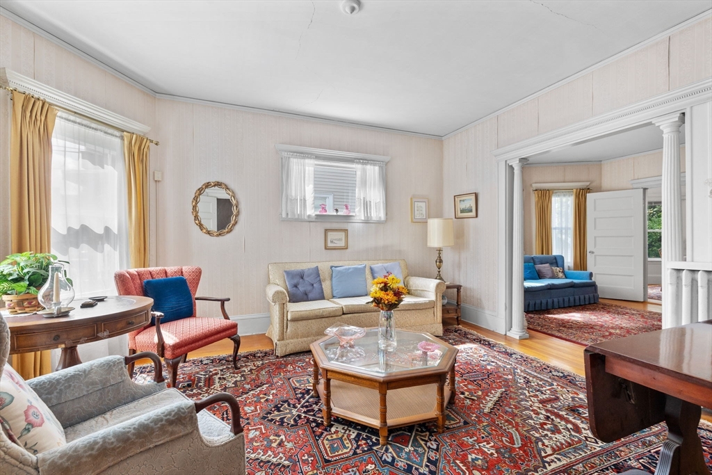 44 Walnut Street