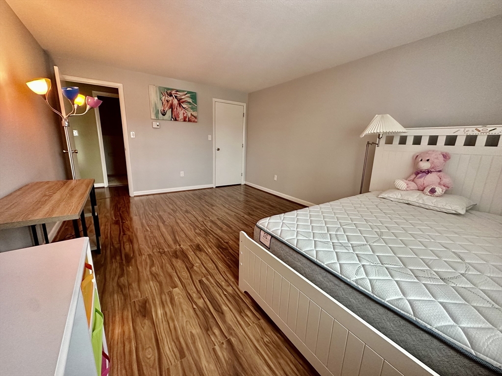 14-B Mayberry Dr 12