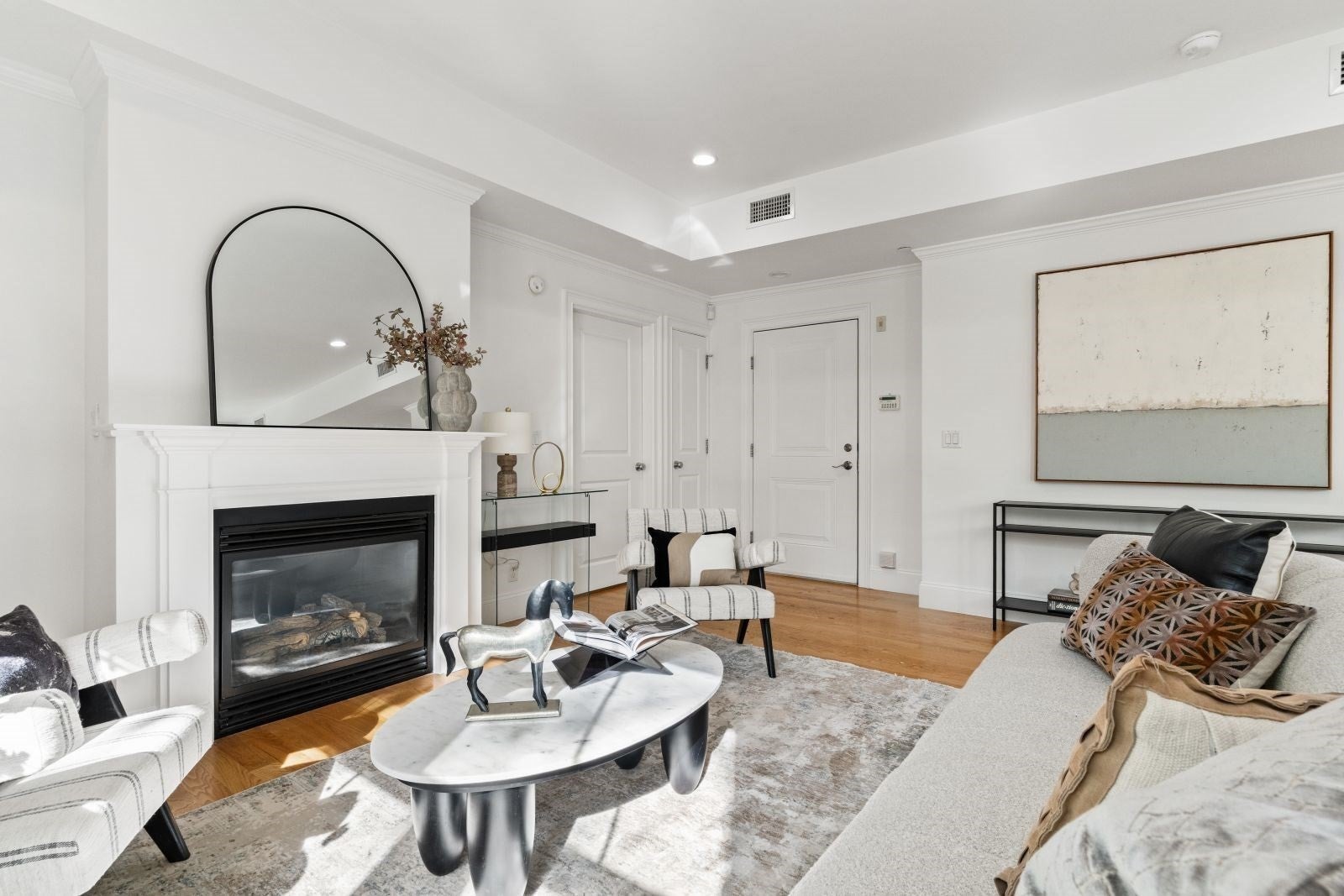 76 Green Street 2