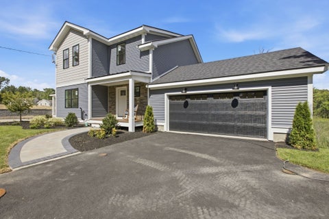 Photo of 133 Essex Street #133, Middleton, MA 01949 (MLS # 73575674)