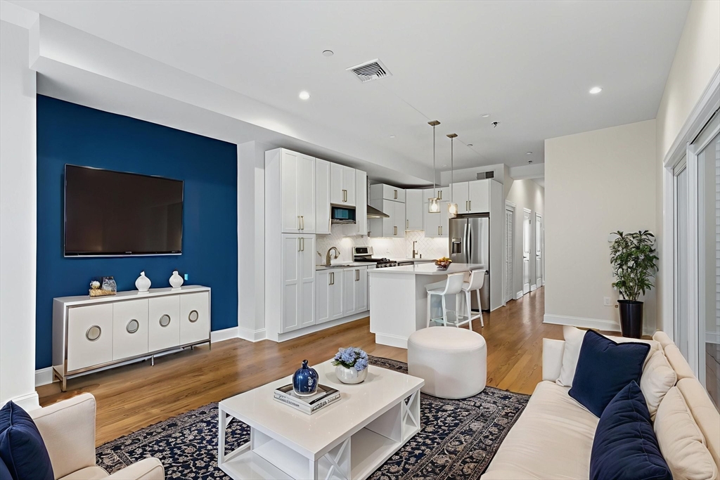 80 Marion St, Unit 1