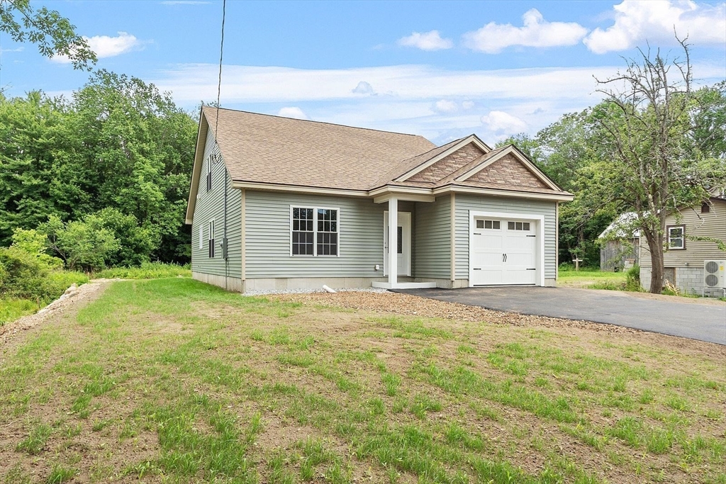 572 Pleasant St